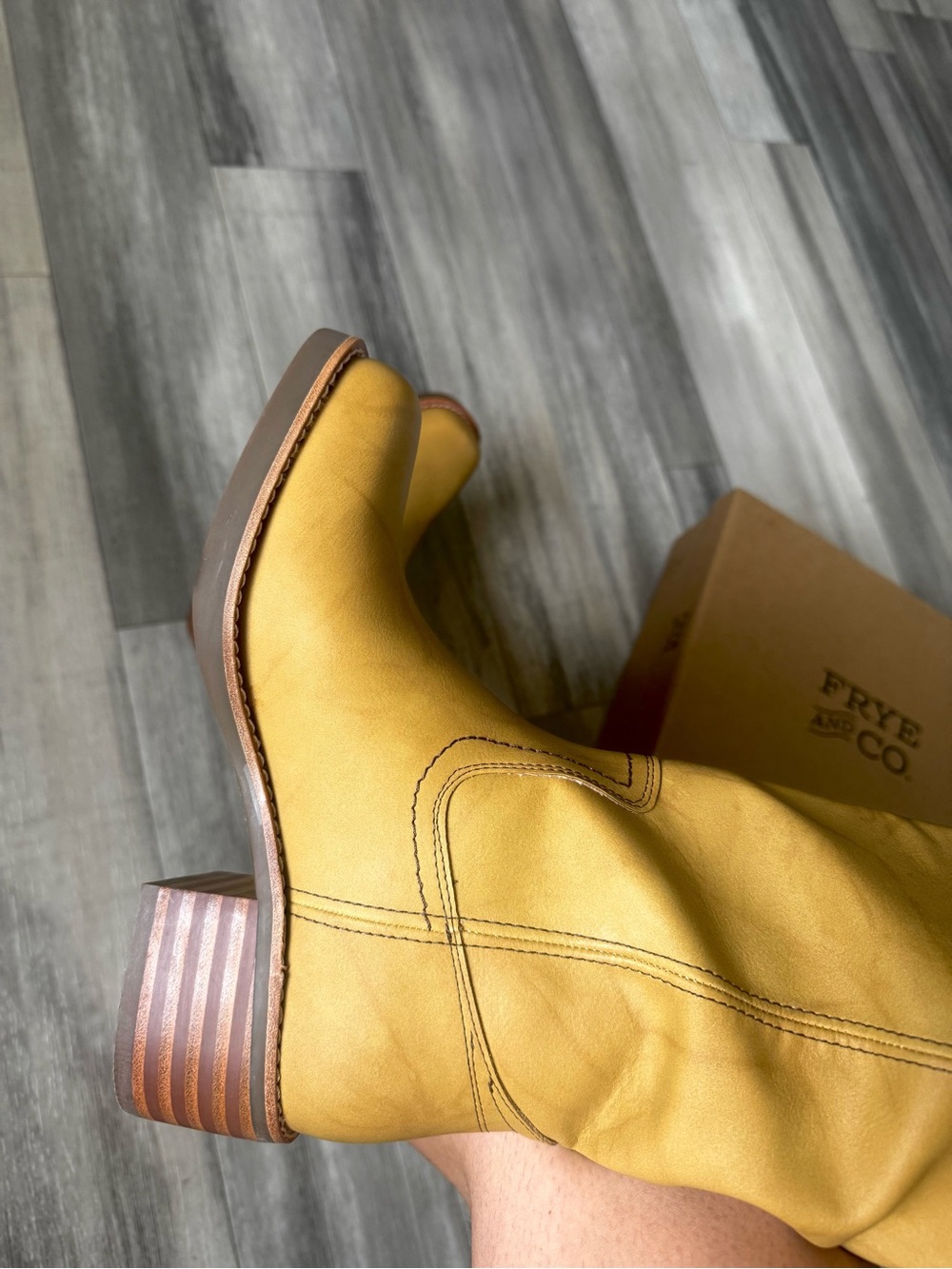 FRYE Miranda Banana Boot - Picture 12 of 15